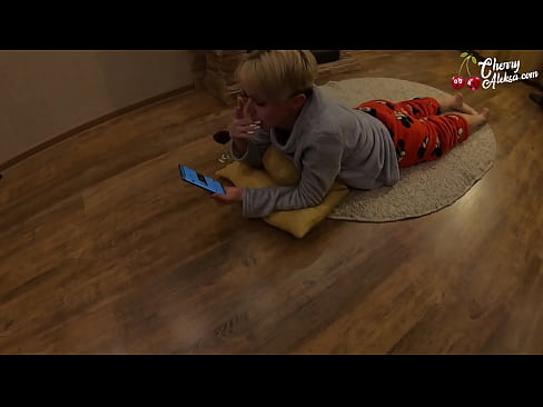 ❤️ Traks Blondīne sūc milzīgu locekli sūc un lēkā uz tā - anālais sekss ❤️❌ Duršanās video pie lv.pinkporno.ru ❌